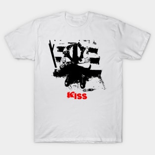 kiss  goes to punk T-Shirt